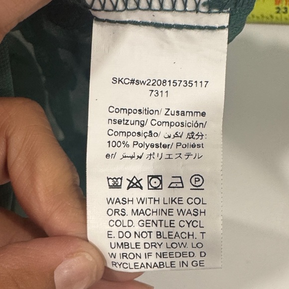 SHEIN Dark Green Textured Blouse - Picture 4 of 5